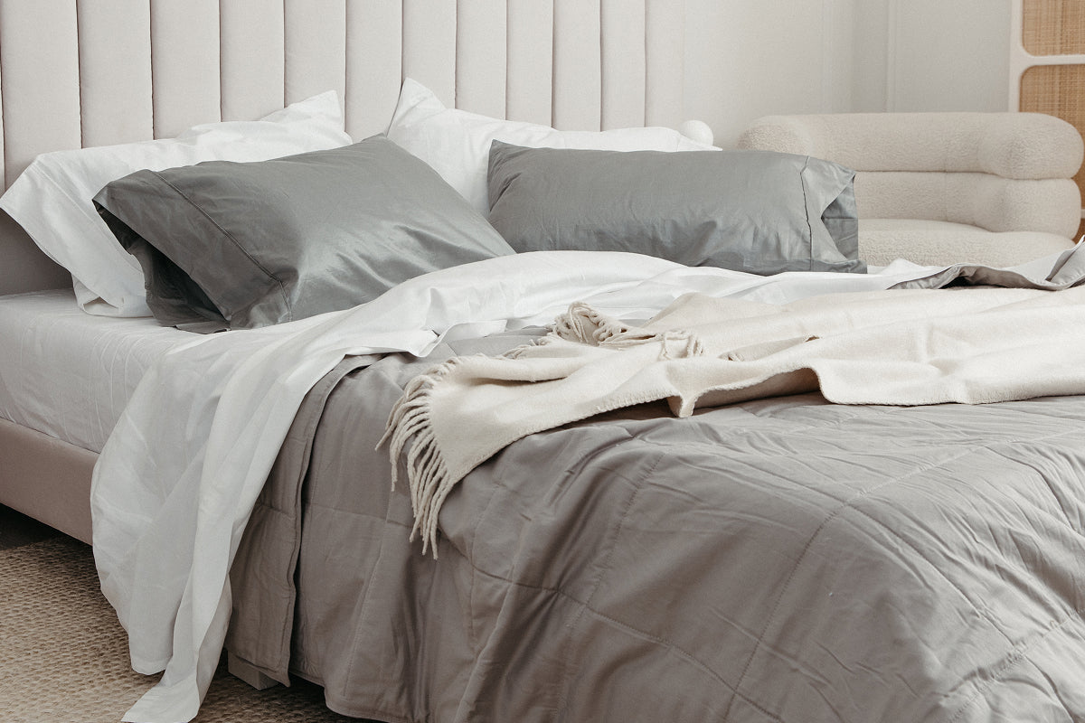 Grey Silk Pillowcase – Style Meets Skin-Friendly Luxury