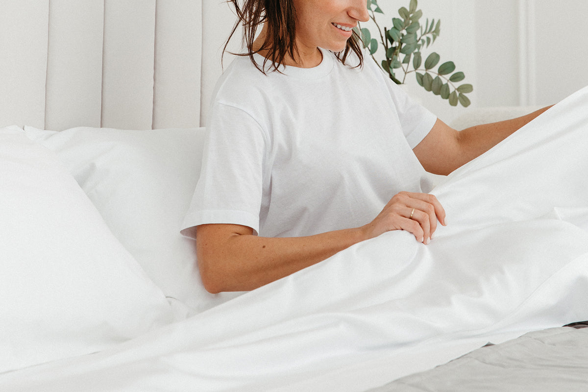Best Cooling Sheets for Menopause: Rest Easy with SmartSilk