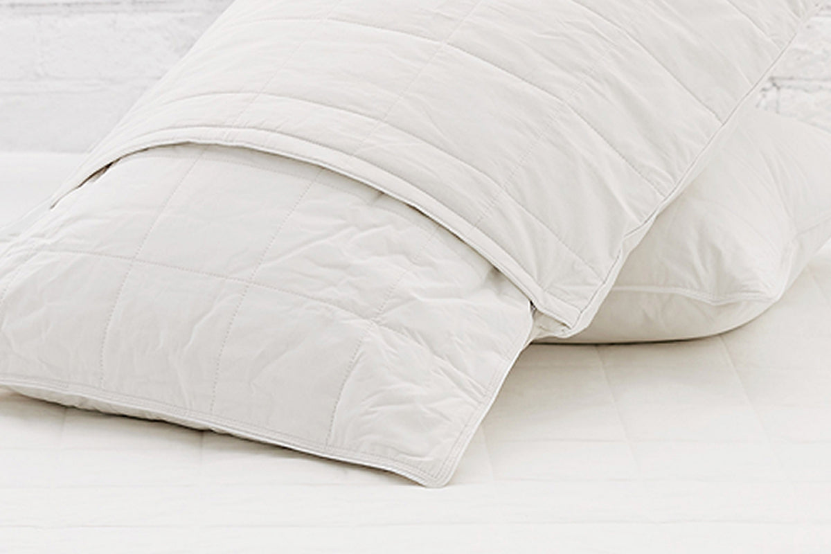 Pillow Protector vs Pillowcase – What’s the Difference and Why You Need Both
